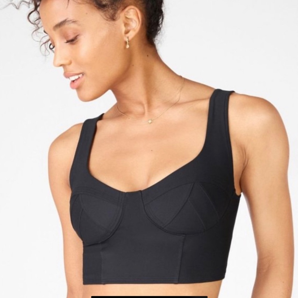 Fabletics Charlotte Low Impact Black Sports Bra Size Medium